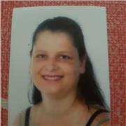Mi chiamo Cinzia  ho il diploma di Analista contabile ed ho  aiutato mia figlia nei compiti fino alla laurea ti aspetto.